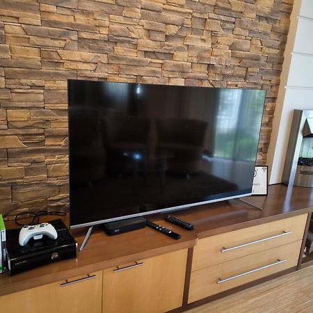 Uroczy Apartament Przy Deptaku Z Parkingiem. โปลานิซา-สดรอยจ์ ภายนอก รูปภาพ